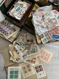 切手 コレクター 大量 海外 中華民国郵政 バラ シート 消印あり含む 
