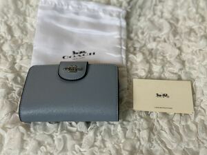 119 新品未使用 COACH コーチ 二つ折り財布 ミニ財布 アウトレット C6390