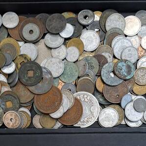 日本古銭 まとめて 約760g 旧貨幣 白銅貨 黄銅貨 青銅貨 穴銭 雑銭 硬貨 その他 コイン 未選別の画像1