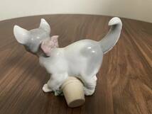 GD40 【1円から】 LLADRO リヤドロ フィギュリン 6568 子猫のパトロール 置物 インテリア 猫 プレゼントに 西洋 陶器_画像3