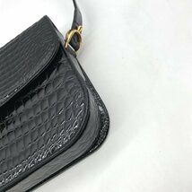 1円 良品 CELINE セリーヌ トリオンフ 金具 クロコ型押し ショルダー バッグ ブラック a3180_画像6