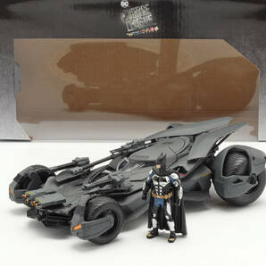 1:24 Jada Toys バットマン ジャスティスリーグ Batman & Batmobile フィギュア Justice Leagueの画像1