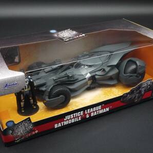 1:24 Jada Toys バットマン ジャスティスリーグ Batman & Batmobile フィギュア Justice Leagueの画像3