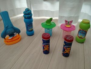 プステフィックスMelissa & Doug　電動バブルファン　シャボン玉セット