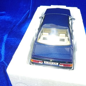 1/18 BMW M635 CSi E24 Autoart 70527 Royal Blue Metallic オートアート M tec ロイヤルブルーメタリックの画像4