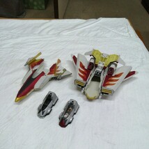 DXガンフェニックス テレビ ウルトラマンメビウス G-LRD CREW-GUYS バンダイ 円谷プロ フィギュア 飛行機 パイロット_画像1