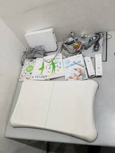 ■【58045】1スタ処分特価★ニンテンドー　Wii　Wii　FIT　ほか　周辺機器　本体　ソフト　まとめ　Wii　通電確認済■