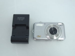 △FUJIFILM 富士フィルム コンパクトデジタルカメラ FINEPIX ファインピックス JX200 シルバー 通電確認済み/管理7148A12-01260001