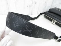 極美品 LOUIS VUITTON ルイヴィトン タイガラマ アウトドア メッセンジャーPM ノワール ショルダーバッグ バッグ M30233 黒 メンズ 71180_画像6