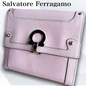 Salvatore Ferragamo サルヴァトーレフェラガモ 財布 二つ折り ピンク サフィアーノレザー ガンチーニ シルバー