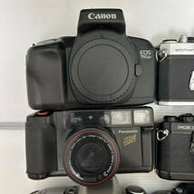 1円~ フィルムカメラまとめCanon PENTAX Panasonic OLYMPUS EOS750QD EF AUTOboy SPOTMATICF EOS kissなど(ジャンク品動作未確認 GK70124)_画像2