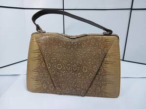 wa. leather bag height 19cm, width 28cm,..7.5cm antique 