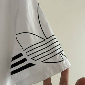 adidas originals アディダスオリジナルス センターロゴ Tシャツ O ホワイト トレフォイル 袖プリント 大きいサイズの画像6