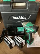 【送料無料・中古美品】makita マキタ 14.4V充電式インパクトドライバ　MTD001DSX バッテリー ×2_画像1