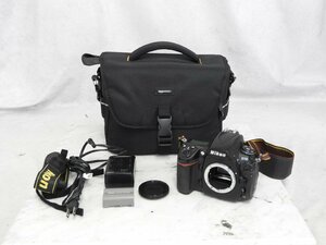 ☆ Nikon ニコン D700 デジタル一眼 ボディのみ バッグ付き ☆中古☆