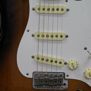 ☆ Fender USA フェンダー Stratocaster エレキギター #V186193 ケース付き ☆中古☆の画像6