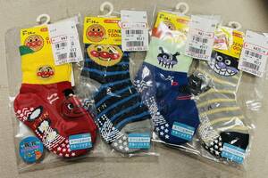  lucky bag 3F4940* super-discount sale!! new goods ... clothes socks socks 4 pair collection size9~14cm*BANDAI/ Soreike! Anpanman / set sale 