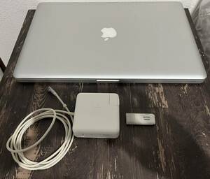 Macbook Pro 17インチ early 11 ☆日本語キーボード