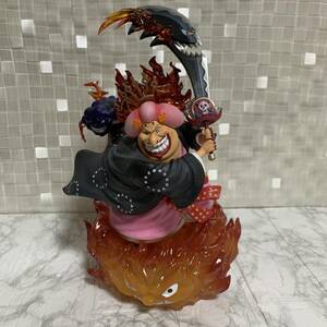 ビッグマム 26cm PVC製　ONE PIECE ワンピース　フィギュア　