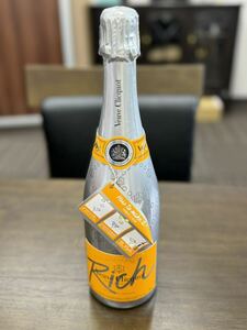  【未開栓】ヴーヴクリコ リッチ イエローラベル 750ml 果実酒 シャンパン シャンパーニュ 12% Veuve Clicquot Rich