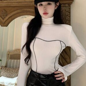 コントラスト トップステッチ ハイネック Tシャツ