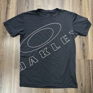 オ　OAKLEY オークリー　Tシャツ　半袖　ロゴ　プリント