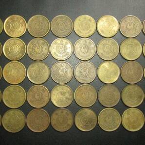 穴ナシ5円黄銅貨 昭和23年～昭和24年 300枚 まとめての画像9