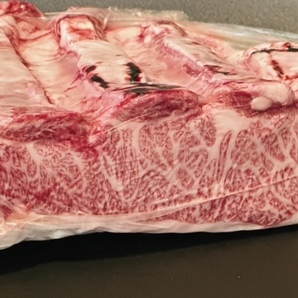 【即決】希少メス牛【常陸牛】黒毛和牛三角バラ 5.2kg 新鮮チルド 希少部位 贅沢焼肉 極上カルビ 安心現品画像 分割加工可 Rの画像1