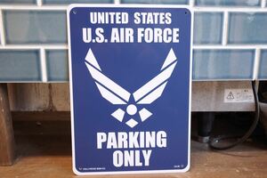 新品 PARKING ONLY パーキングオンリー 看板 プラスチック サイン アメリカン AIR FORCE ガレージ 世田谷ベース 駐車場 店舗