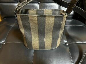 フェンディ FENDI 美品 ペカン ショルダー バッグ 斜め掛け 肩掛け