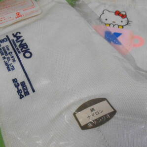 1976年 昭和レトロポップ Hello Kitty ハローキティ スクール ハイソックス 白 ホワイト 23〜24cm ワンポイント 新品 保管品の画像5