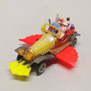 HUSKY MODELS ハスキー Chitty Chitty Bang Bang チキチキバンバン 空飛ぶ車 英国製 ミニカー Z5472の画像1