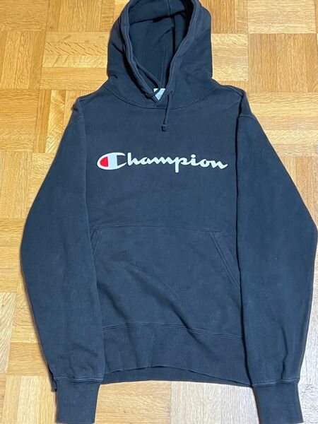 champion チャンピオン　 プルオーバーパーカー　フーディー　ブラック　デカロゴ　定番パーカー