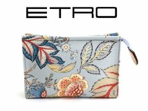 4万新品◆エトロ◆イタリア製 フラワー柄 マルチユースジップ開閉型ポーチ 淡青系マルチカラー【ETRO】1円_画像1