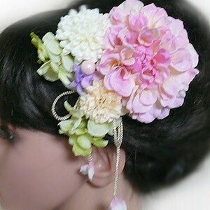 髪飾り 花 ダリアcpと菊ライラック 紐付き ピンク 成人式 振袖 結婚式 卒業式 袴 浴衣 着物 和装 (1)