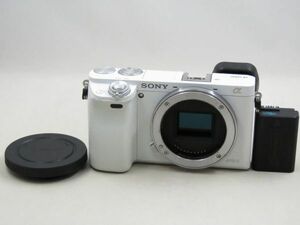 [22044S2]* исправно работающий товар *SONY α6000 корпус 