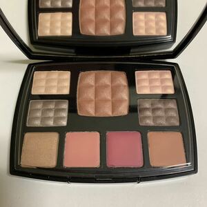 CHANEL Chanel travel make-up Palette 