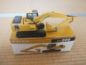  1/43　KOMATSU コマツ PC200 GALEO 油圧ショベル ショベルカー 建機 / 重機