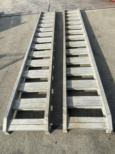  aluminium bridge foot board 1.5~2t?/ set total length 360cm