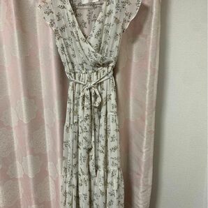 tocco croset 上品 花柄ワンピース