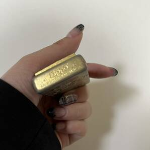 ☆ジャンク品☆ ZIPPO MILLION GOD 神々の凱旋 神熱 ジッポ オイルライターの画像4