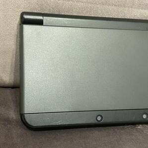 中古品 結構美品です 動作確認済 任天堂 Nintendo Newニンテンドー3DS ブラック KTR-001 オマケ ACアダプタ 3DS用ソフト5本 DSソフト1本の画像4