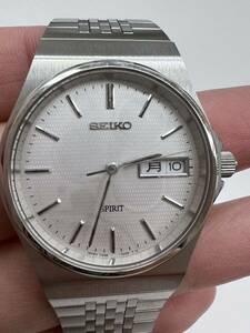 セイコー SEIKO 腕時計 クォーツ シルバー文字盤 7N48 美品メンズ