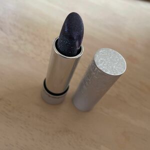 MAC マック　フィジー フィールズ リップバーム　シヴァー シミー