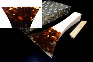 [book@ tortoise shell processing Tsu light . chopsticks 131g shamisen ] opening 88mm