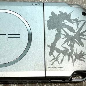 〈動作確認済み〉PSP-3000 本体 ガンダムVSガンダム プレミアムパック＋メモリースティック＋充電器 PlayStation Portable 薄型の画像3