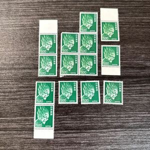 « Тысяча 32 » 84 # Номинал 7000 иен 1972 Broad 500 иен Марка не использовалась 14 новых марок с изображением национальных сокровищ животных и растений
