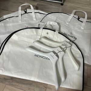 モンクレール★ハンガー&ガーメントカバーセット★MONCLER★セット★ダウン★衣類カバー