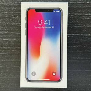 美品 Apple iPhone X MQC12J/A space gray 256GB A1902 SIMフリー 付属品：箱の画像3