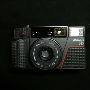 完動美品 Nikon L35AD2 ピカイチ #519 コンパクトフィルムカメラ 1円スタートの画像1